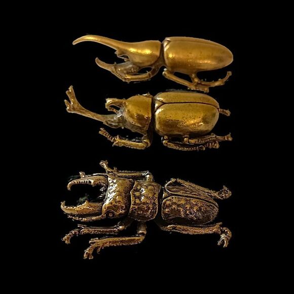 3 Metal Insect Figures Bugs Beetles Gold Tone Steampunk Halloween Cake Topper - Picture 10 of 15